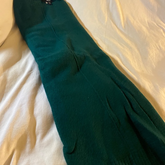 Women’s Dark green sweater - Picture 2 of 2